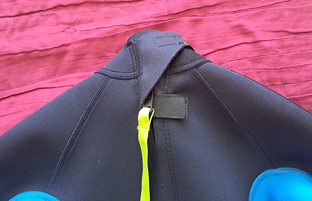 combinaison n&eacute;opr&egrave;ne int&eacute;grale 
pour enfant 12 ans d&eacute;cathlon Vêtements enfants