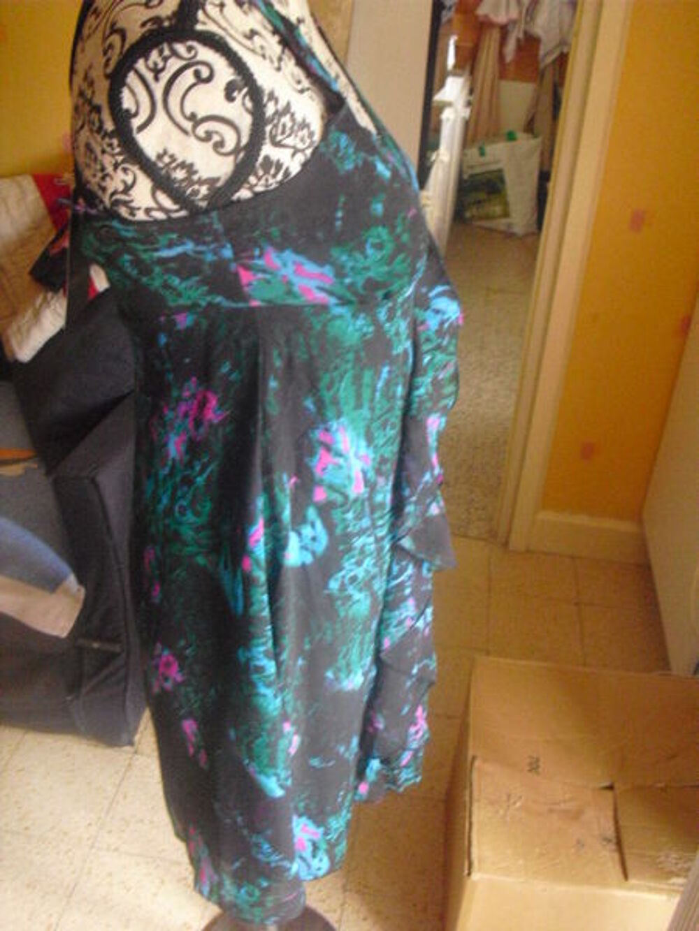 robe imprim&eacute;e NEUVE TOP STUDIO crois&eacute; dos TAILLE 34 &eacute;tiquett Vêtements