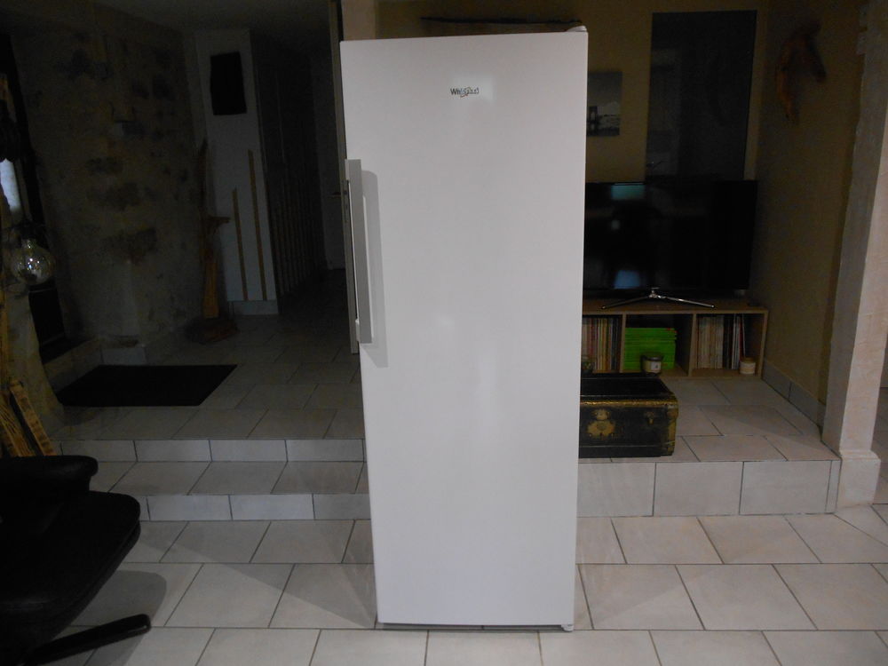 REFRIGIRATEUR SUPER ETAT VENDU CAUSE DOUBLE EMPLOI Electroménager