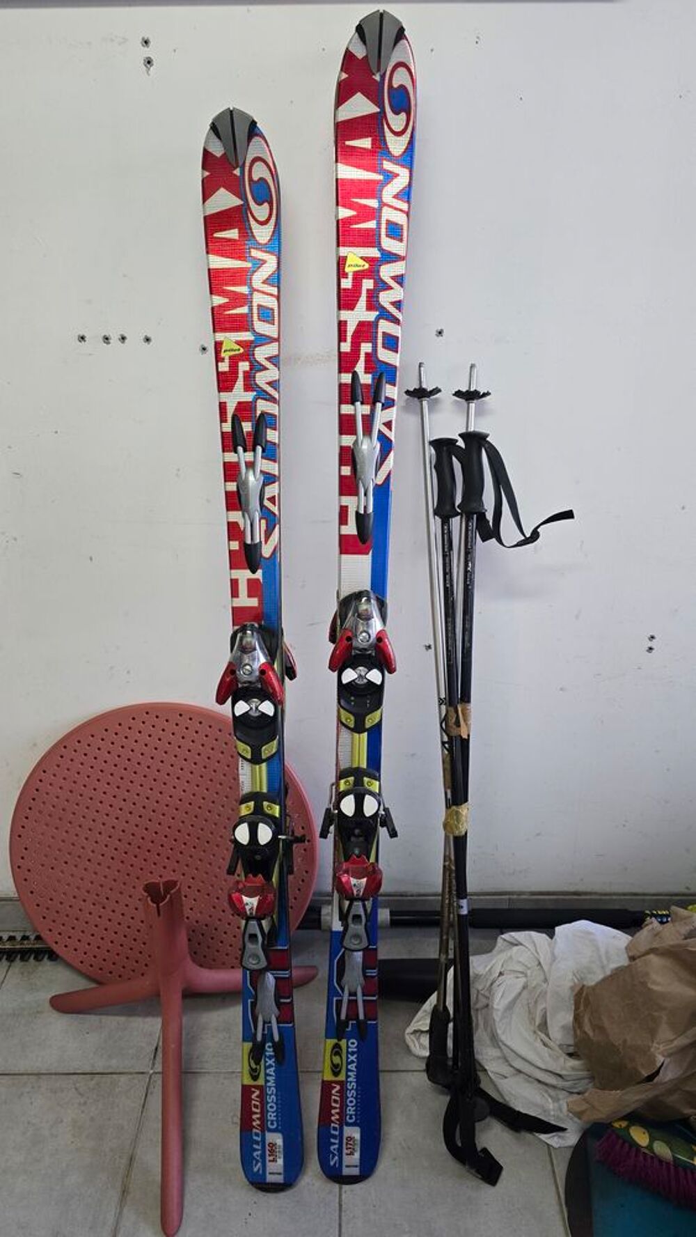 SKIS Sports
