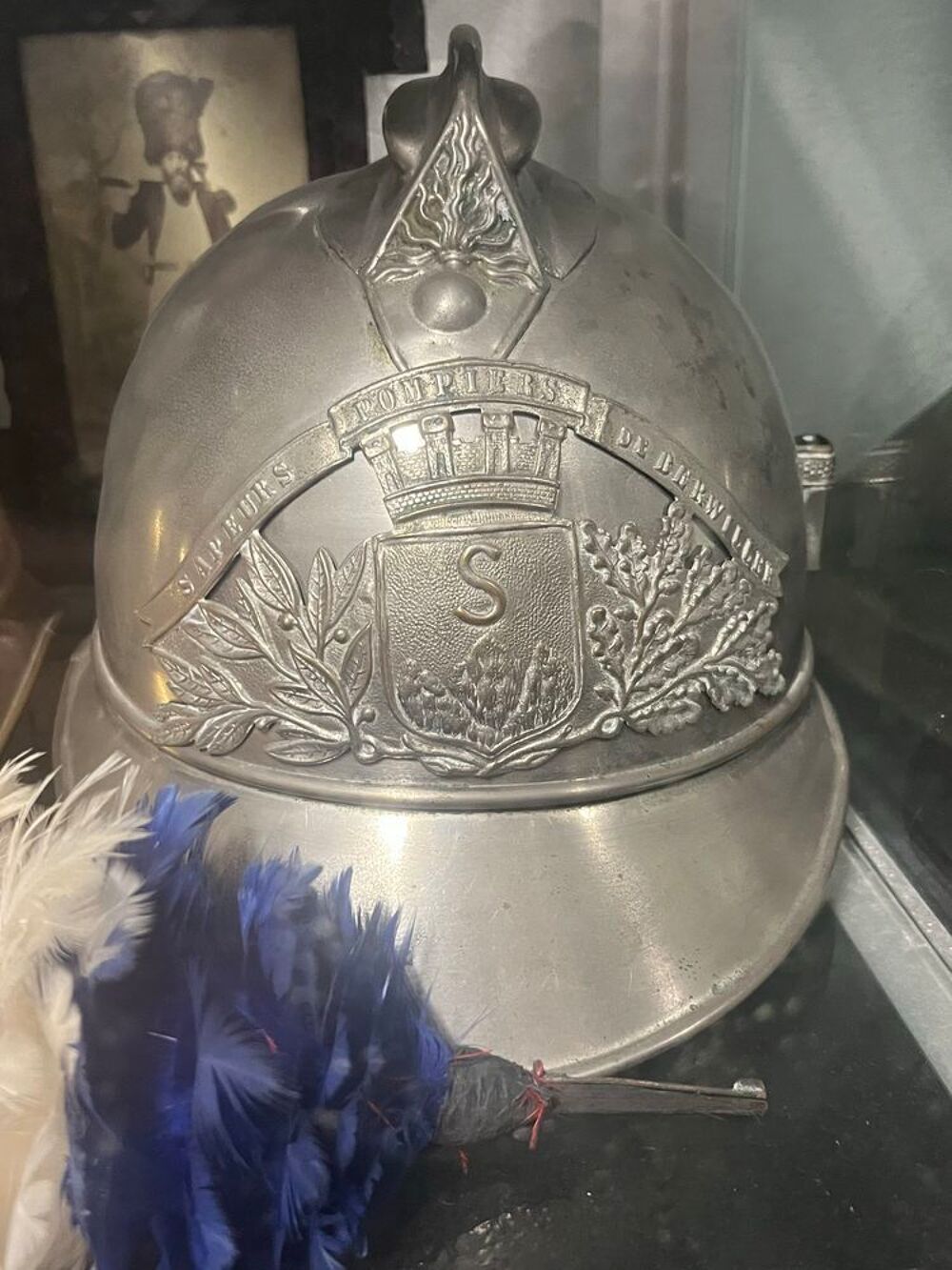recherche casque de pompier armoirie 