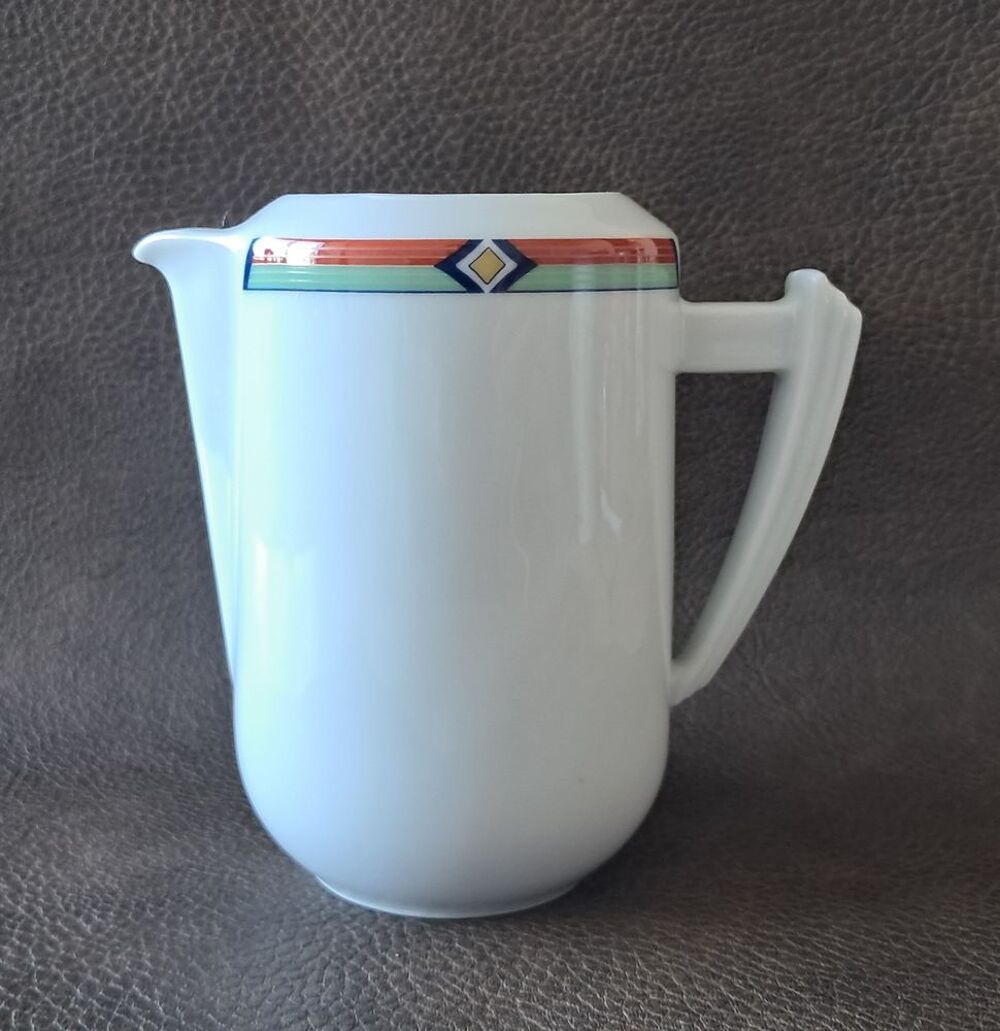 pot &agrave; lait en porcelaine Guy Degrenne style art d&eacute;co samovar Cuisine