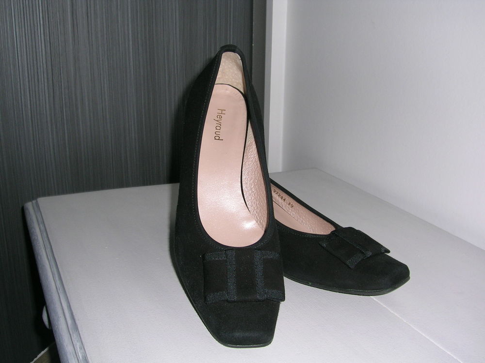 Chaussures femme
Chaussures