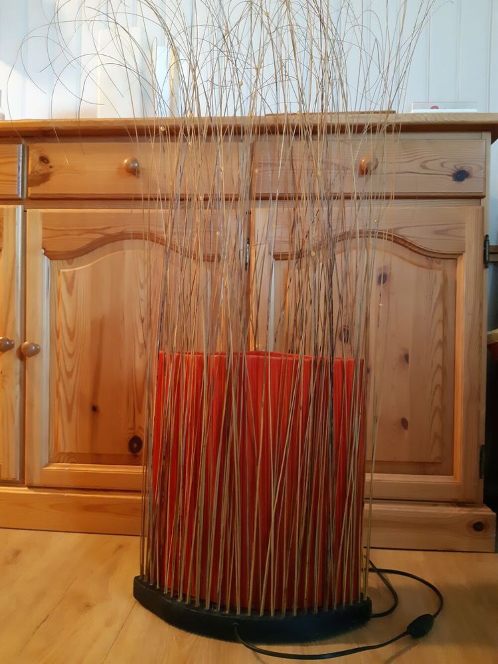 Lampe d&eacute;corative tissu orange et bois Décoration