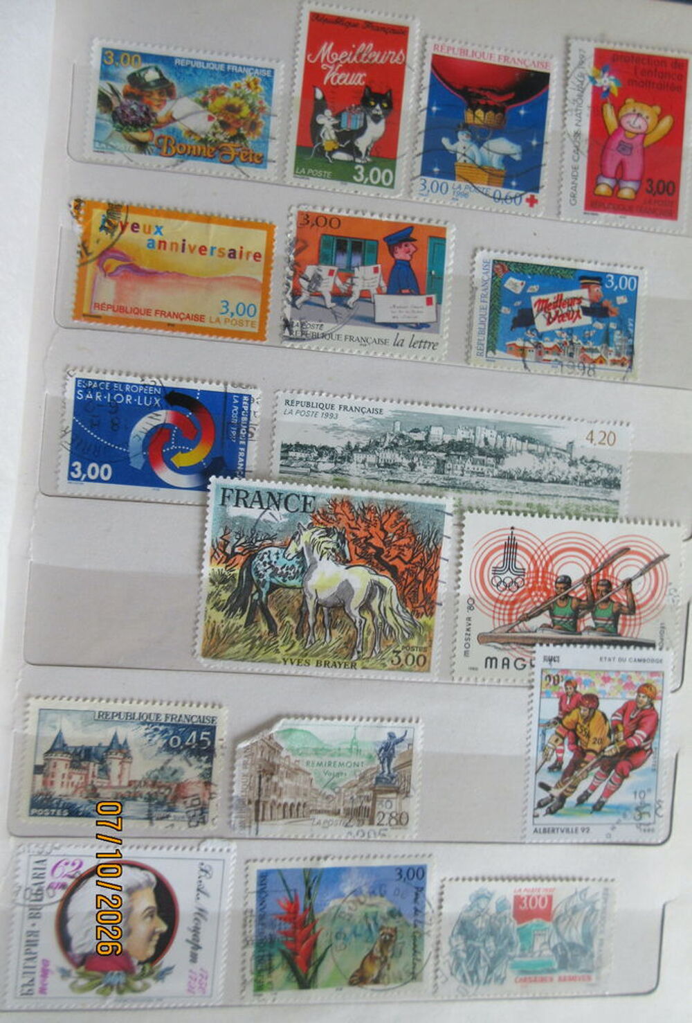 2 ALBUMS DE TIMBRES INCOMPLETS 