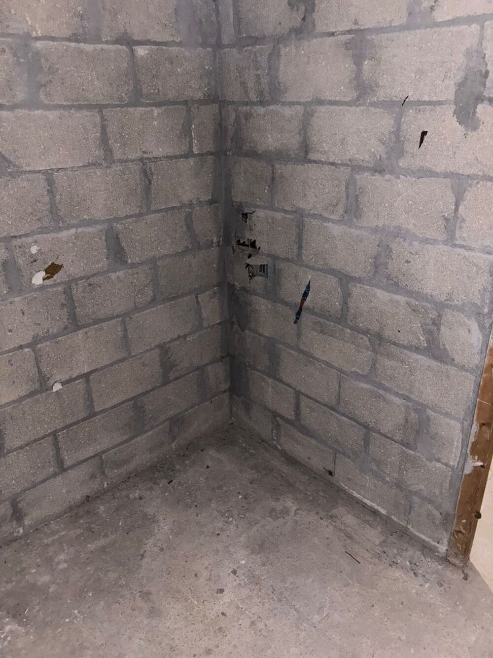 Location Autre Box/Cave/Local de stockage de 4,6 m2 ? PLACE D'ALIGRE (12ème Paris 12