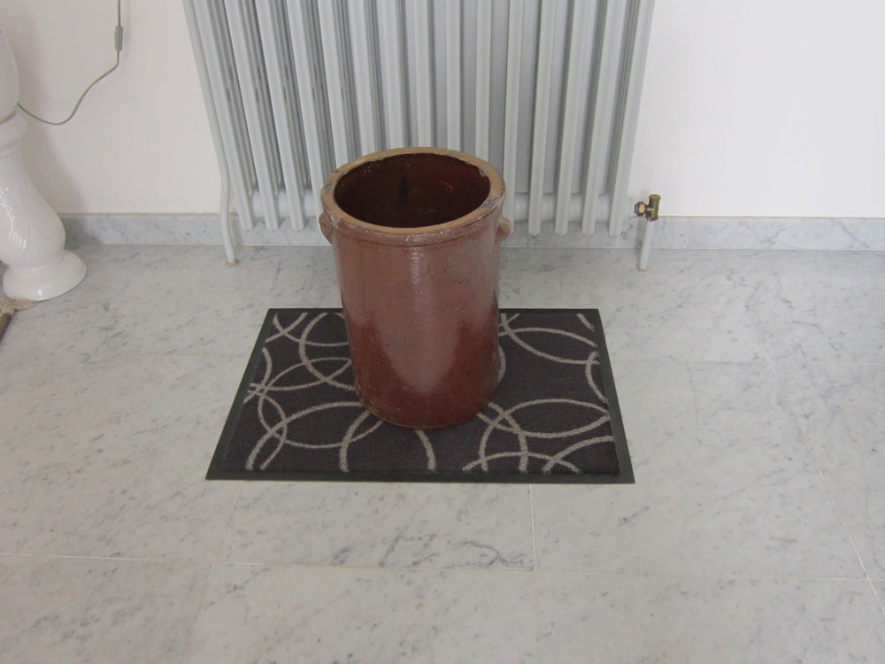 Pot en gr&egrave;s Décoration