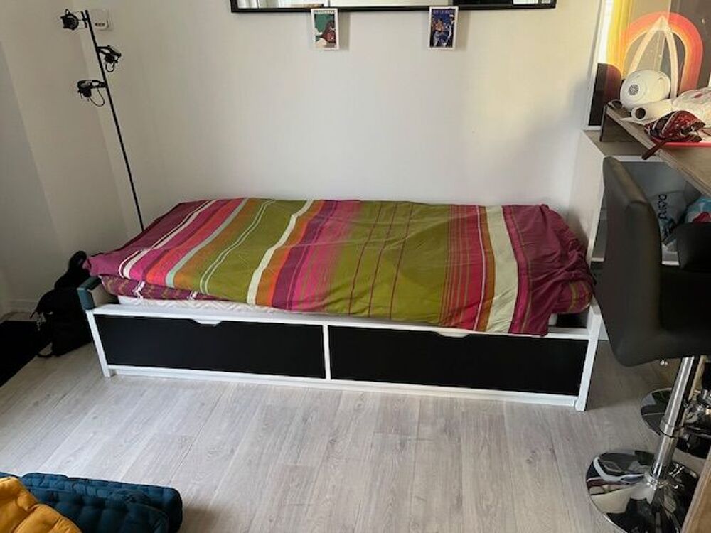 AV LIT IKEA EN 90X190. Meubles