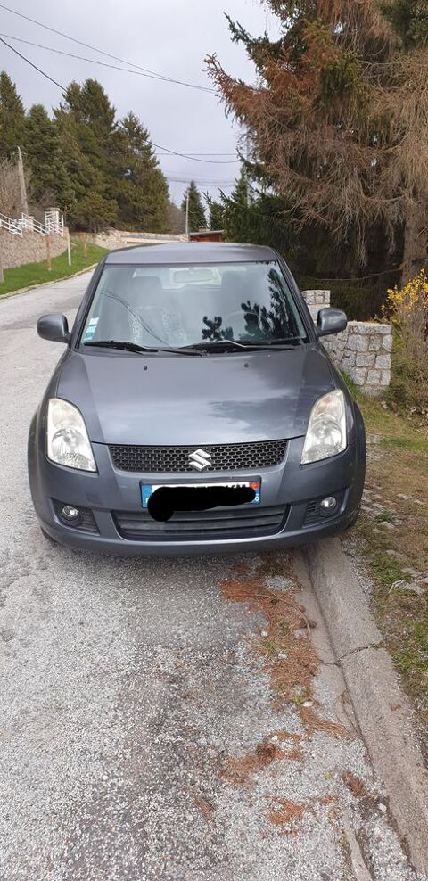 Suzuki swift 1.3  In The City