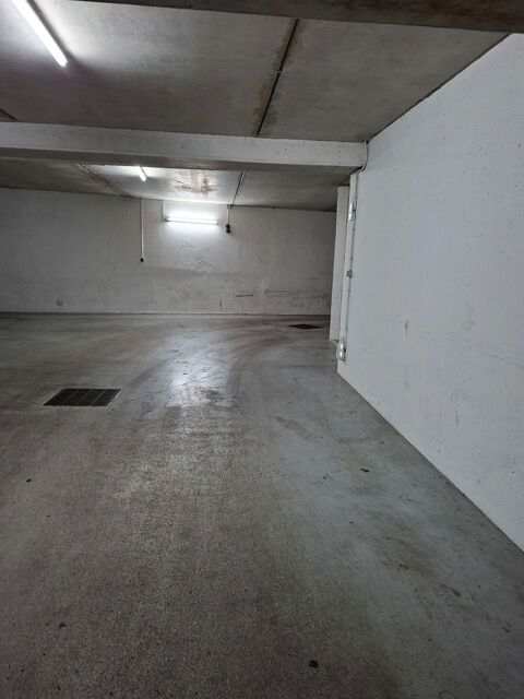  Parking / Garage � louer 11 m�