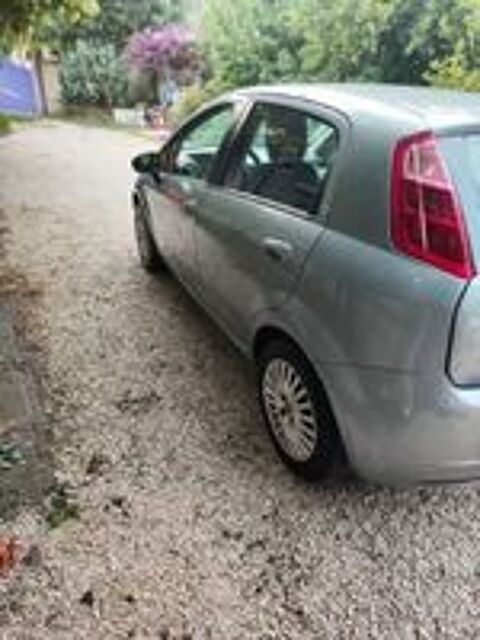Grande Punto 1.3 Multijet 16V 75 Dynamic 2009 occasion 83830 Bargemon