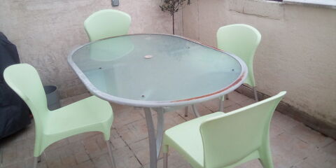 TABLE DE JARDIN + 4 CHAISES 25 Jardin (38)