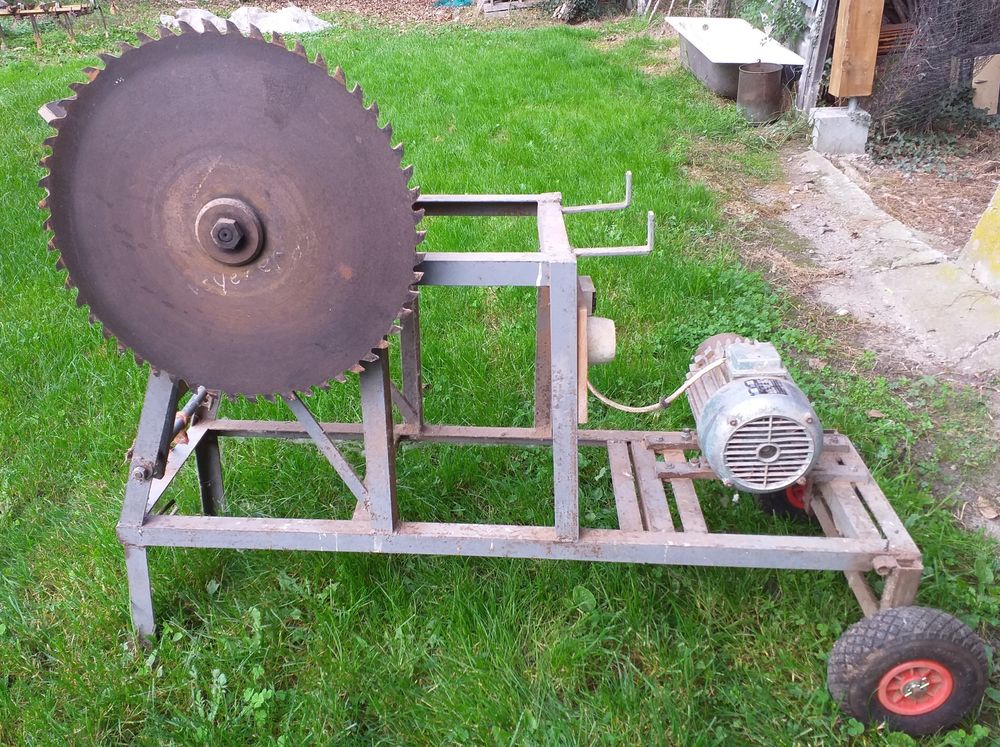 Scie &agrave; b&ucirc;ches Bricolage