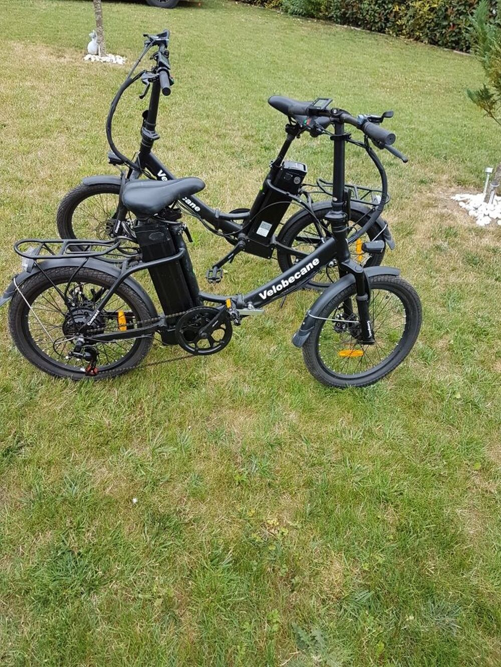Un Velo &eacute;lectrique pliant Vélos