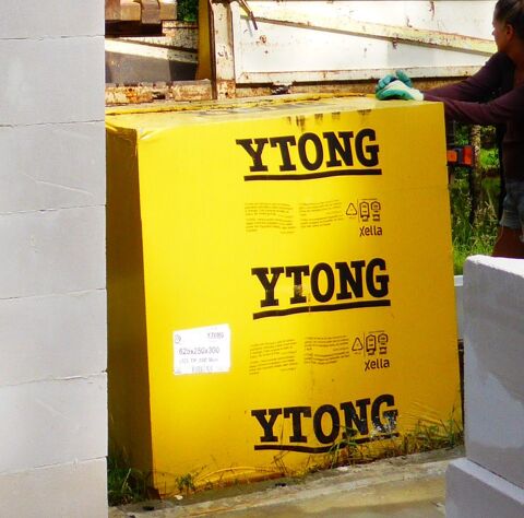 YTONG     Blocs de bton cellulaire YTONG XELLA / 105 pices 0 Compreignac (87)