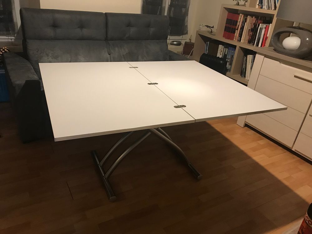 Table design, relevable et extensible Meubles