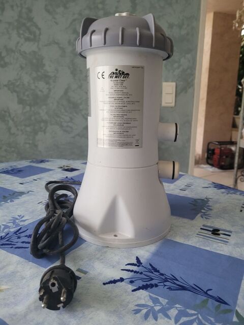 POMPE FILTRATION PISCINE PNEUMATIQUE HORS SOL 0 Marignier (74)