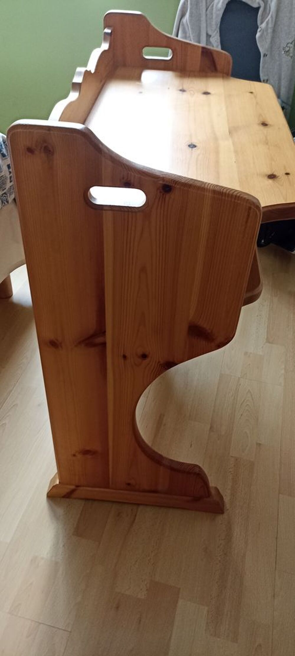 Bureau pour enfant de tr&egrave;s belle qualit&eacute; en pin massif Meubles