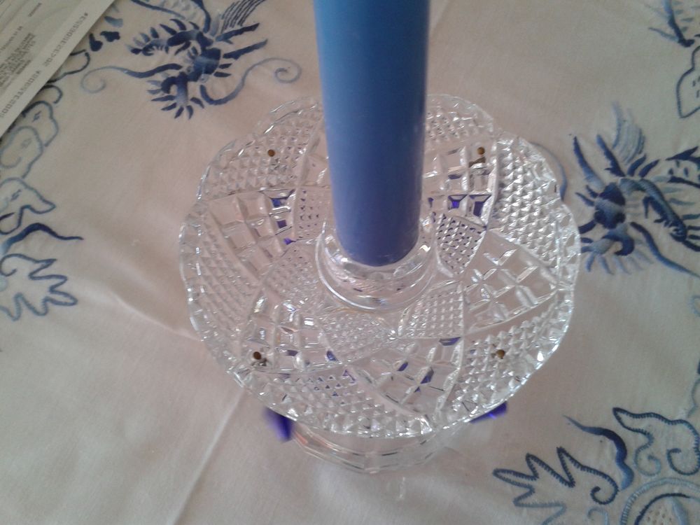 bougeoir neuf en cristal et pampilles bleues Décoration