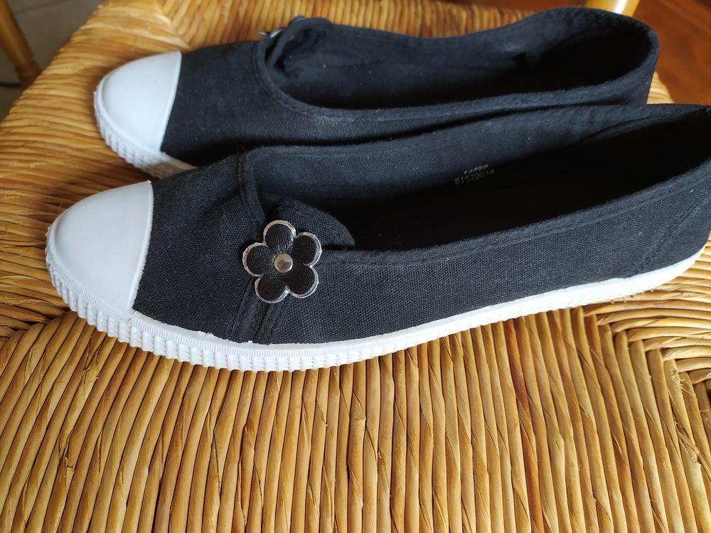 Chaussures en toile / NEUVES Chaussures