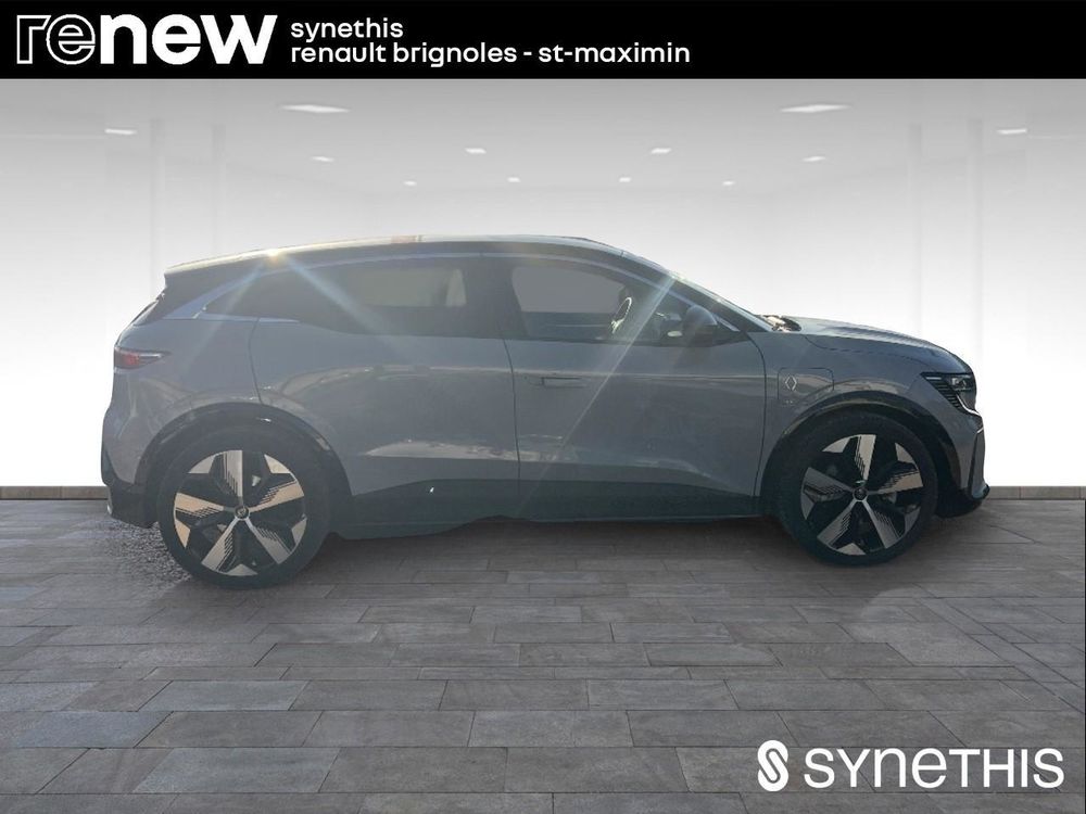 M&eacute;gane techno EV60 220ch super charge 2023 occasion 83170 Brignoles