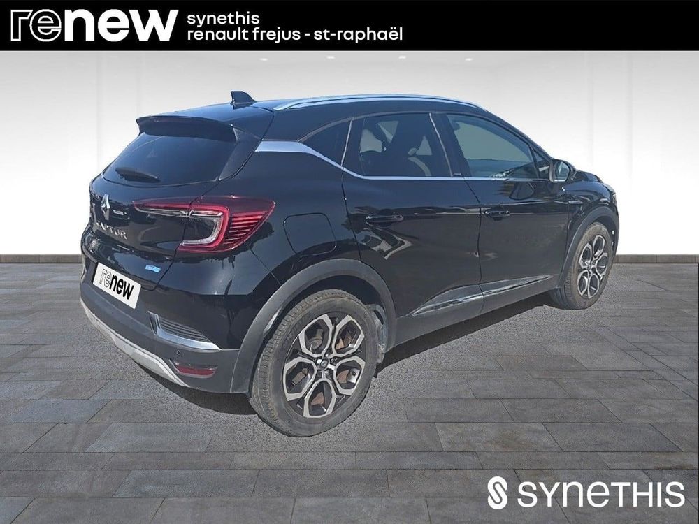 Captur E-Tech Plug-in 160 - 21 Intens 2021 occasion 83600 Fr&eacute;jus
