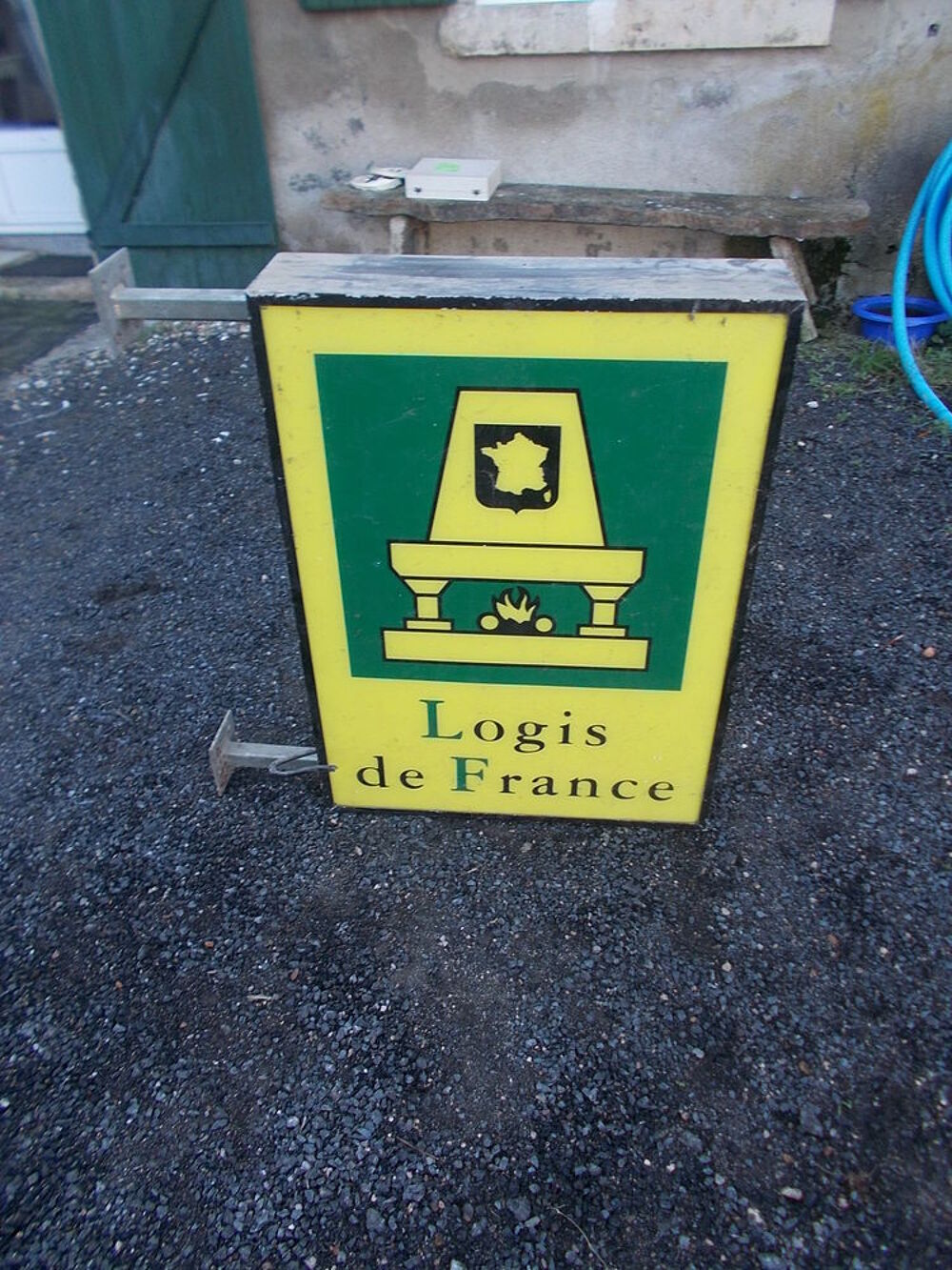 Enseigne publicitaire logis de france en alu faire prix Décoration