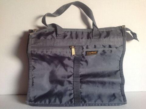 SAC CARLTON EN TOILE ROBUSTE Envoi Possible
9 Tr�gunc (29)