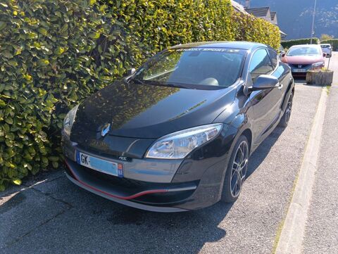 Renault M&eacute;gane III Coup&eacute; 2.0 16V 250 RS Luxe 2010 occasion Annecy 74000