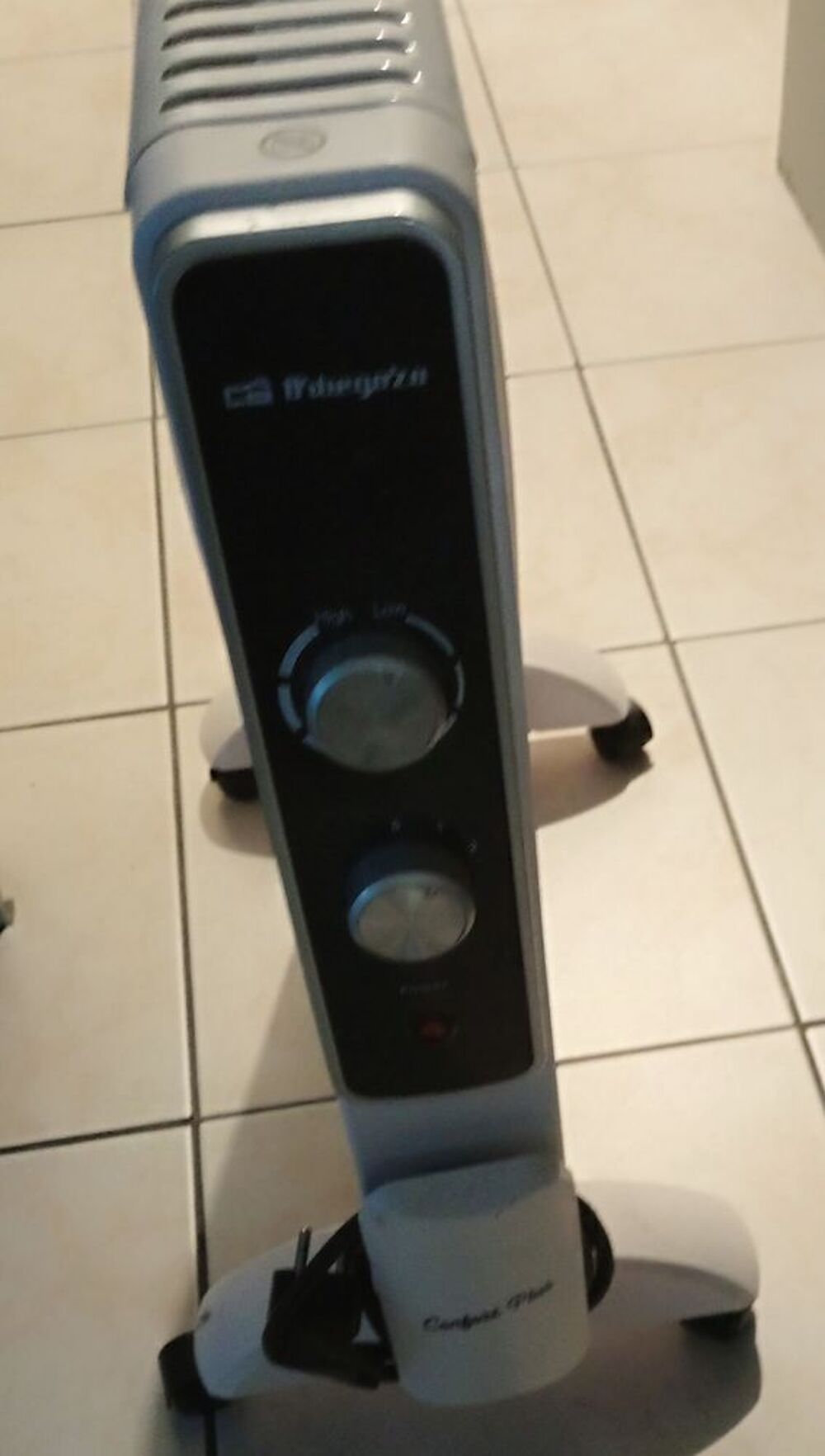 CHAUFFAGE D'APPOINT &agrave; ROULETTES Electroménager