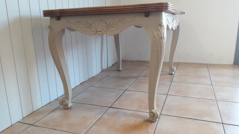 TABLE D'EPOQUE EN NOYER Meubles
