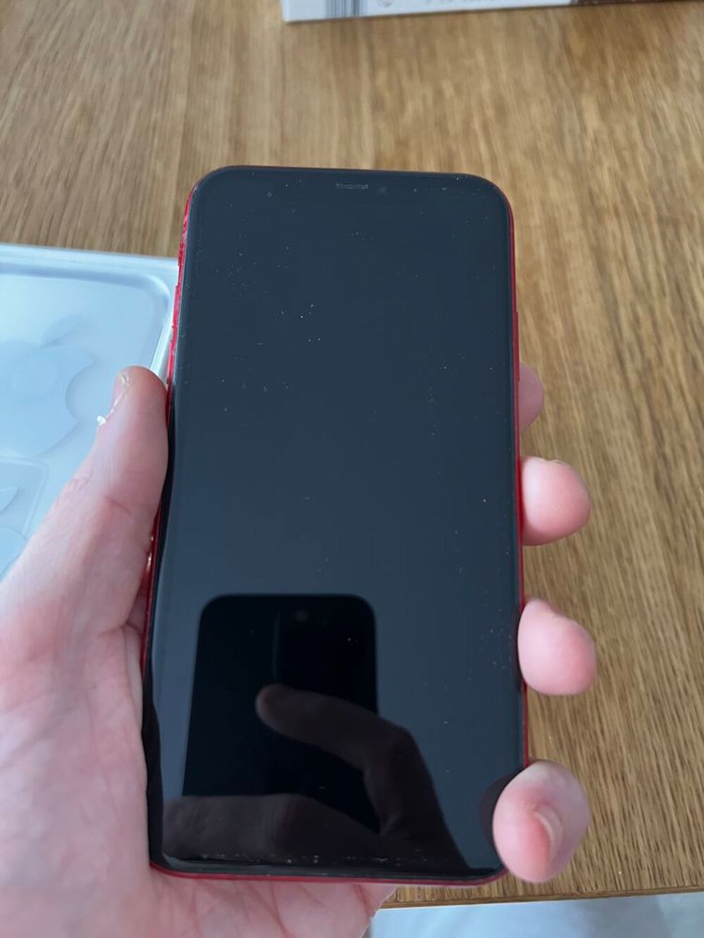 Iphone 11 64 GO Rouge . Téléphones et tablettes