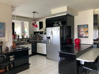  Appartement � vendre 3 pi�ces 145 m�