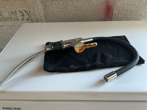 Mitigeur de cuisine noir avec flexible souple ? ESSEBAGNO 75 Manosque (04)