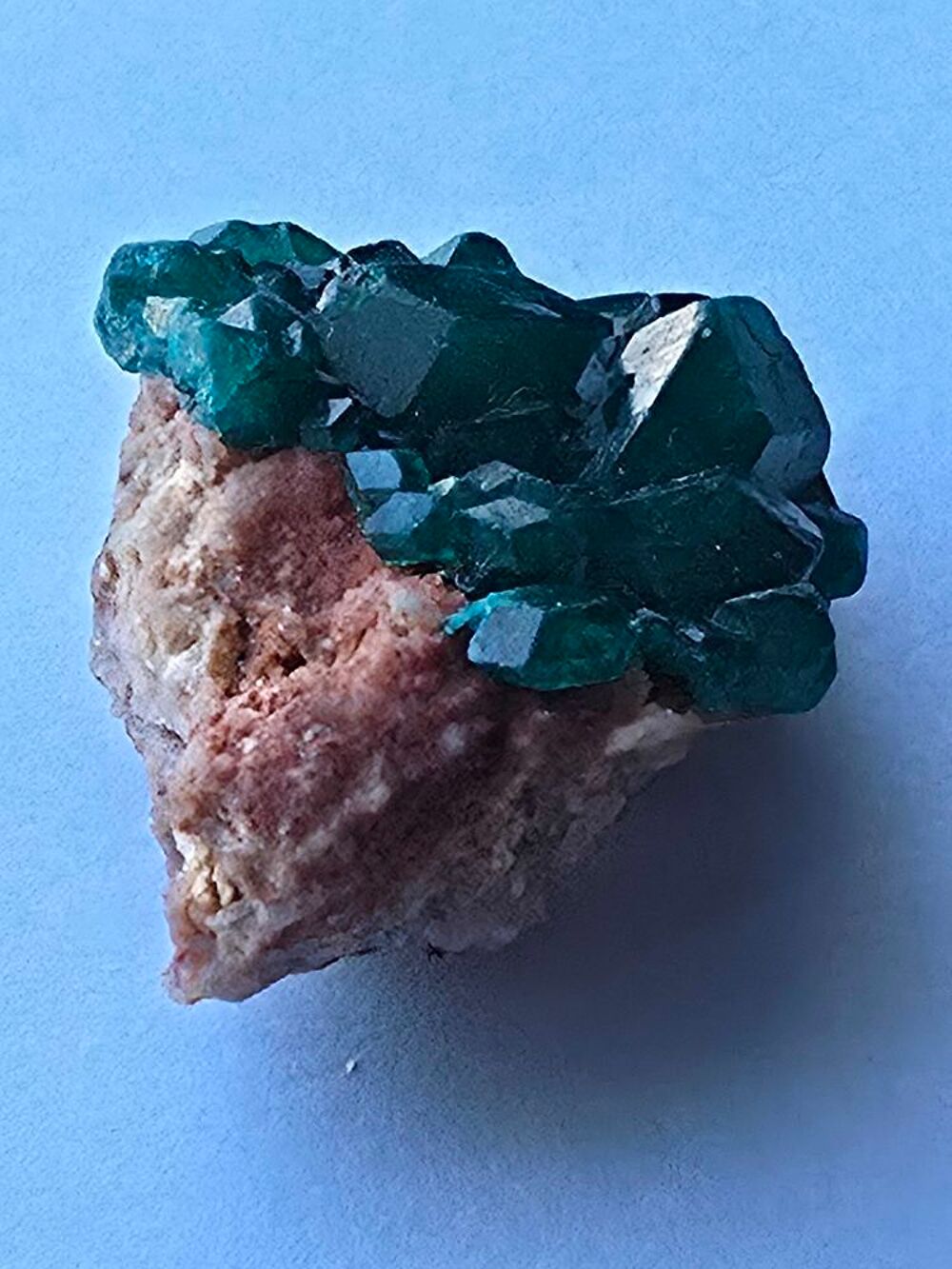 Splendide Dioptase sur Matrice-Katanga, RDC-12g 
