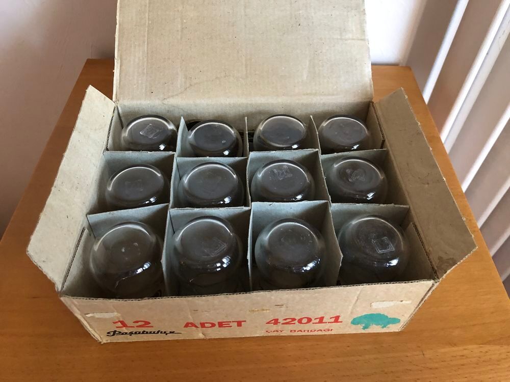 12 verres &agrave; th&eacute; neufs Cuisine