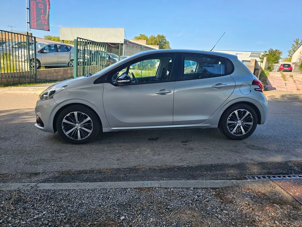 208 Phase 2 PureTech 82ch Tech Edition 2017 occasion 34690 Fabr&egrave;gues