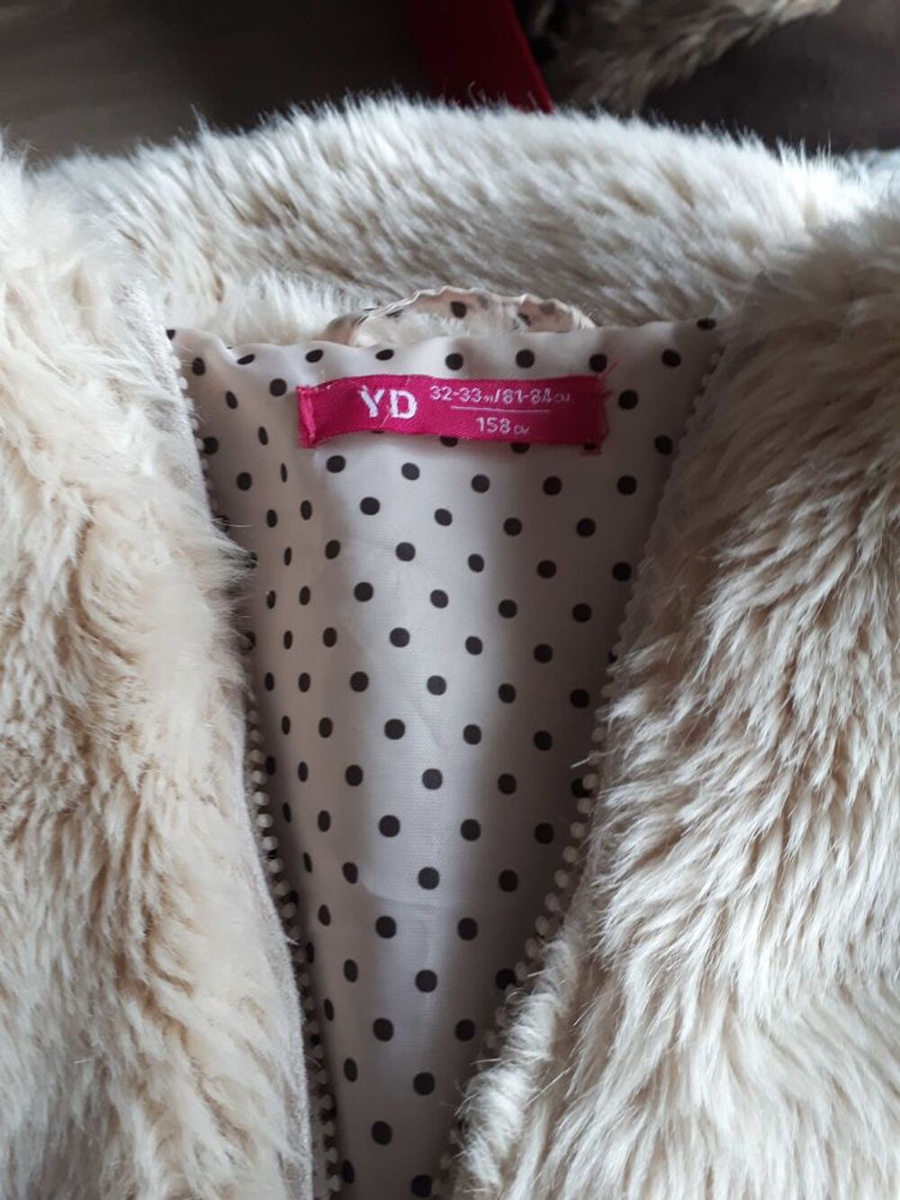Veste gilet imitation fourrure 12/14 ans Vêtements