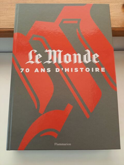 Ide de cadeau pour Nol :Livre  Le Monde 70 ans d'histoire  25 Saint-Pierre-ls-Nemours (77)