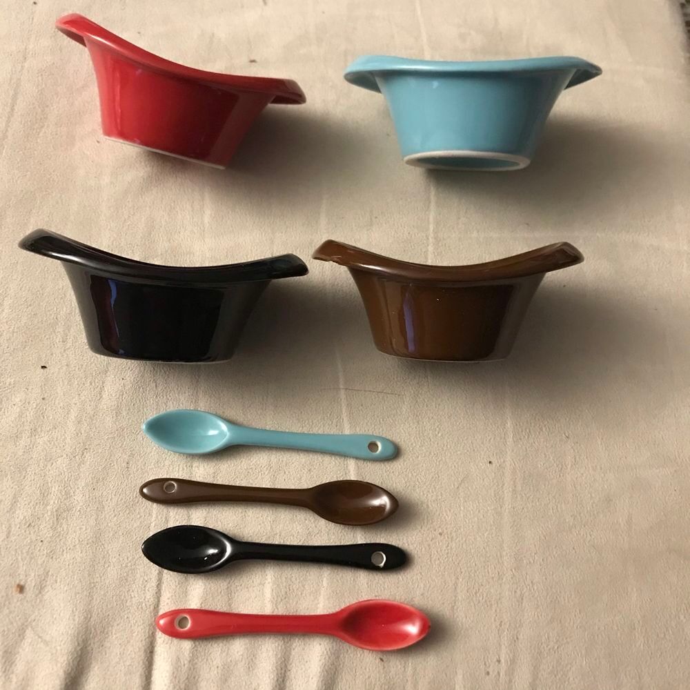 petits raviers de couleurs avec cuillers NEUF Cuisine