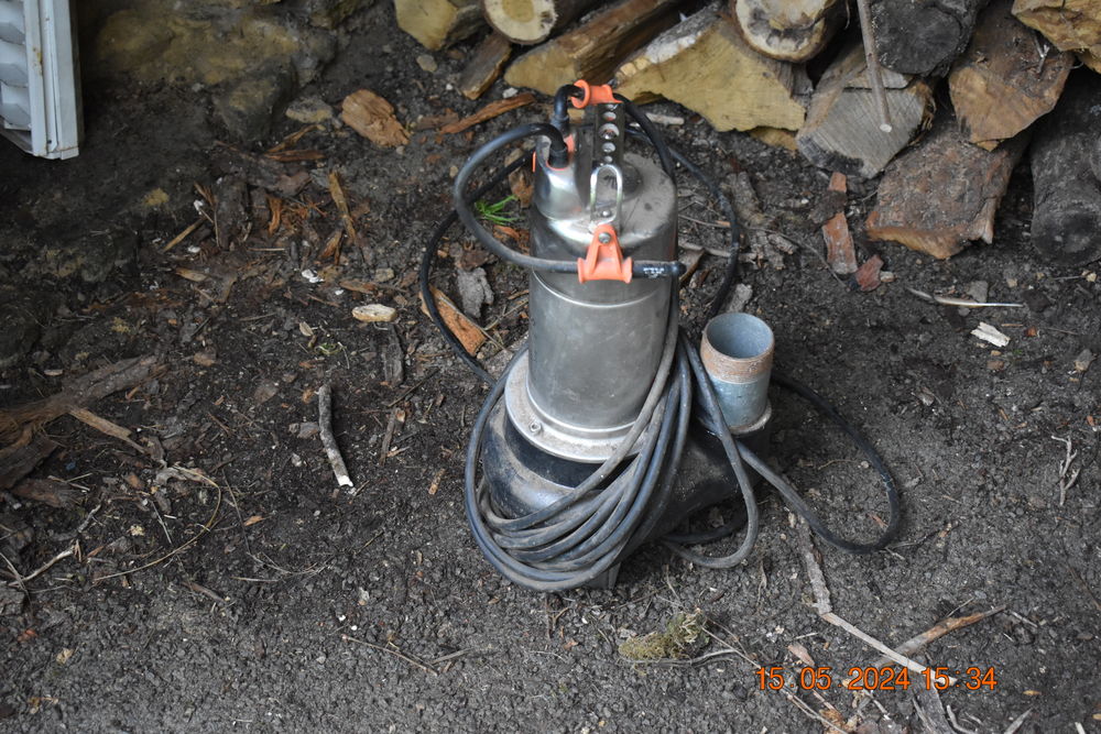 pompe pour vider en inondation toutes sorte d'endroit Bricolage