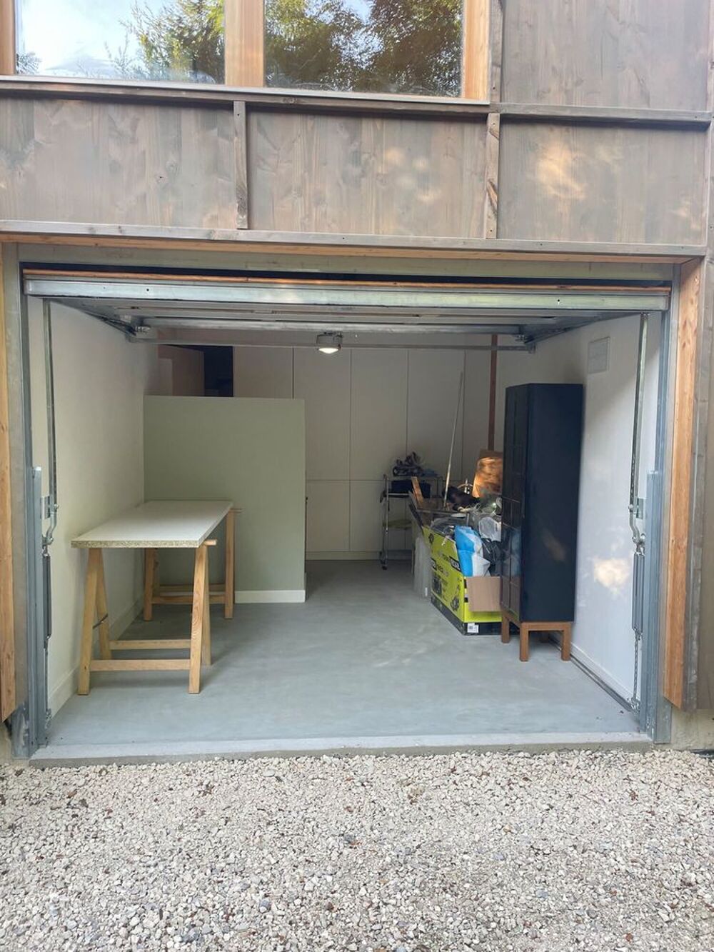 Porte de garage en bois motoris&eacute;e SOMFY Bricolage
