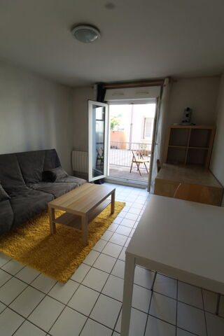  Appartement à louer 1 pièce 19 m²