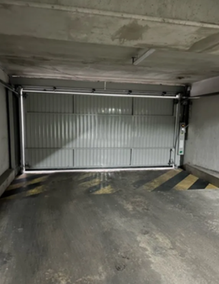  Parking / Garage � louer 4 m�
