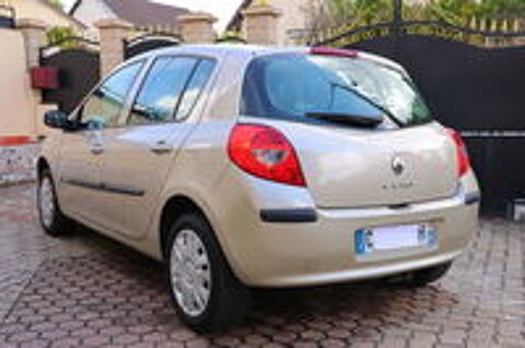 Clio III Clio TCE 100 eco2 Extr&ecirc;me Claire 2007 occasion 95200 Sarcelles