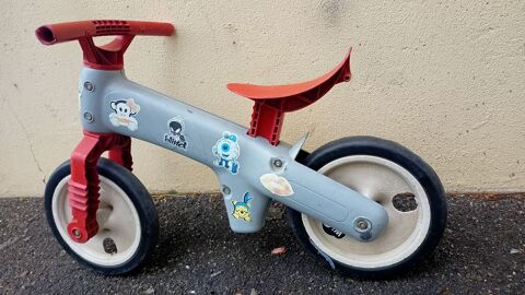 draisienne grise et rouge 5 Marignane (13)