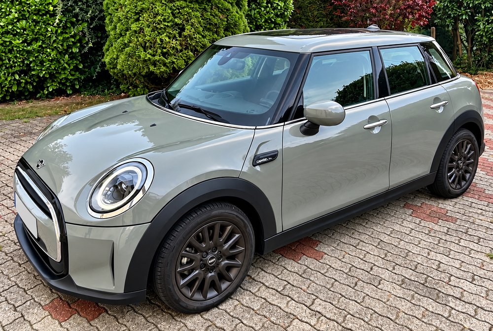 One Hatch 5 Portes 102 ch Essential 2021 occasion 60260 Lamorlaye