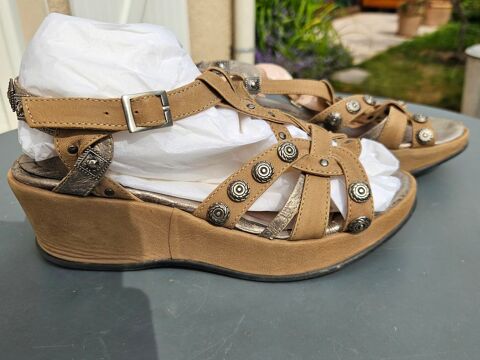 Sandales �t� Sancha de la Rosa beige argent 17 Couternon (21)