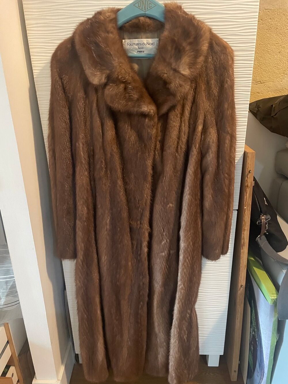 Manteau en Fourrure Marron vison- Fourrures du Nord Paris V�tements