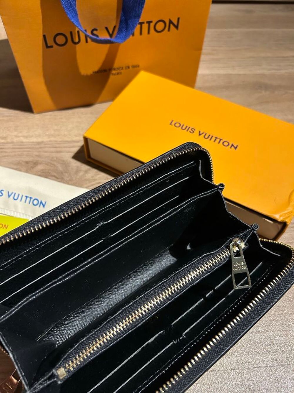 porte feuille Louis Vuitton 